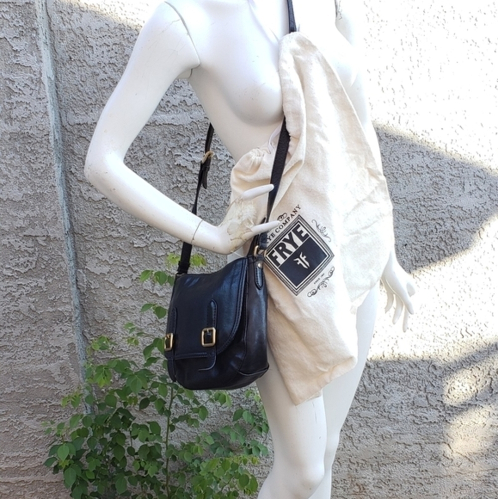 Frye Black Leather Cross Body Bag - Picture 3 of 16
